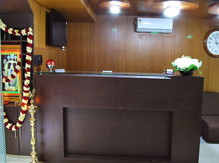 Chola Inn Reception